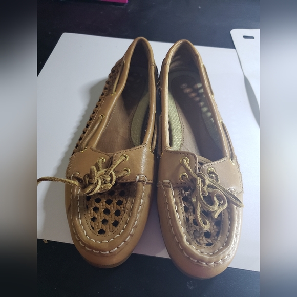 EUC Sperry Flats - Picture 1 of 2